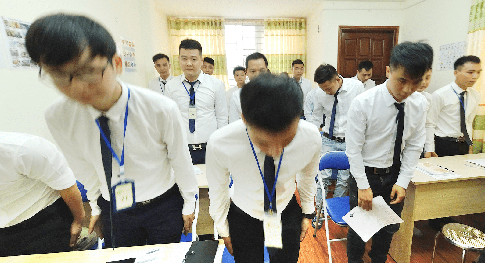 日本のビジネスマナー・日本語を勉強